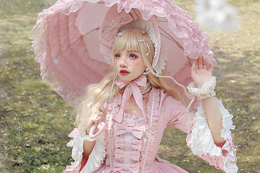 Lolita Fashion: A Dive into its History and Style Guide