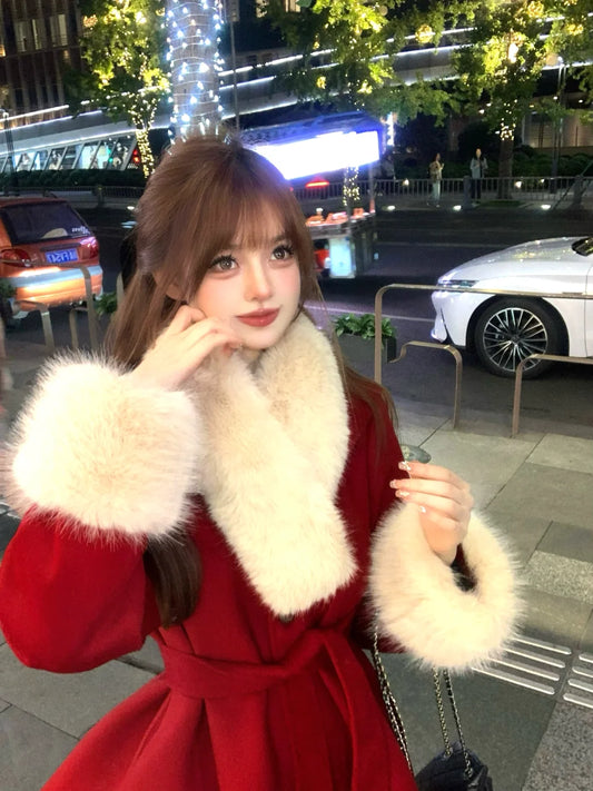 Lazy Girl Charming Lady Velvet Red Cream Fur Collar Coat & Shorts Two Piece Set