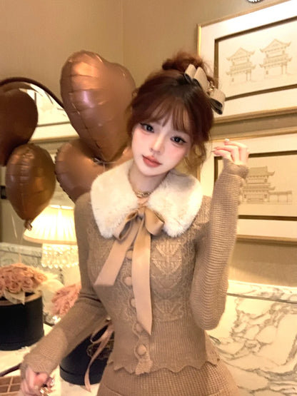 Lazy Girl Cheese Mousse Brown Cream Sweater & Skirt Fur Collar Two Piece Set