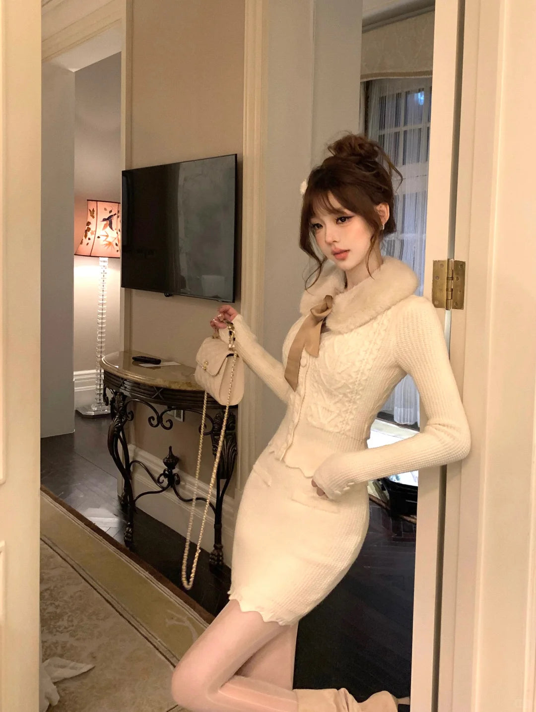 Lazy Girl Cheese Mousse Brown Cream Sweater & Skirt Fur Collar Two Piece Set