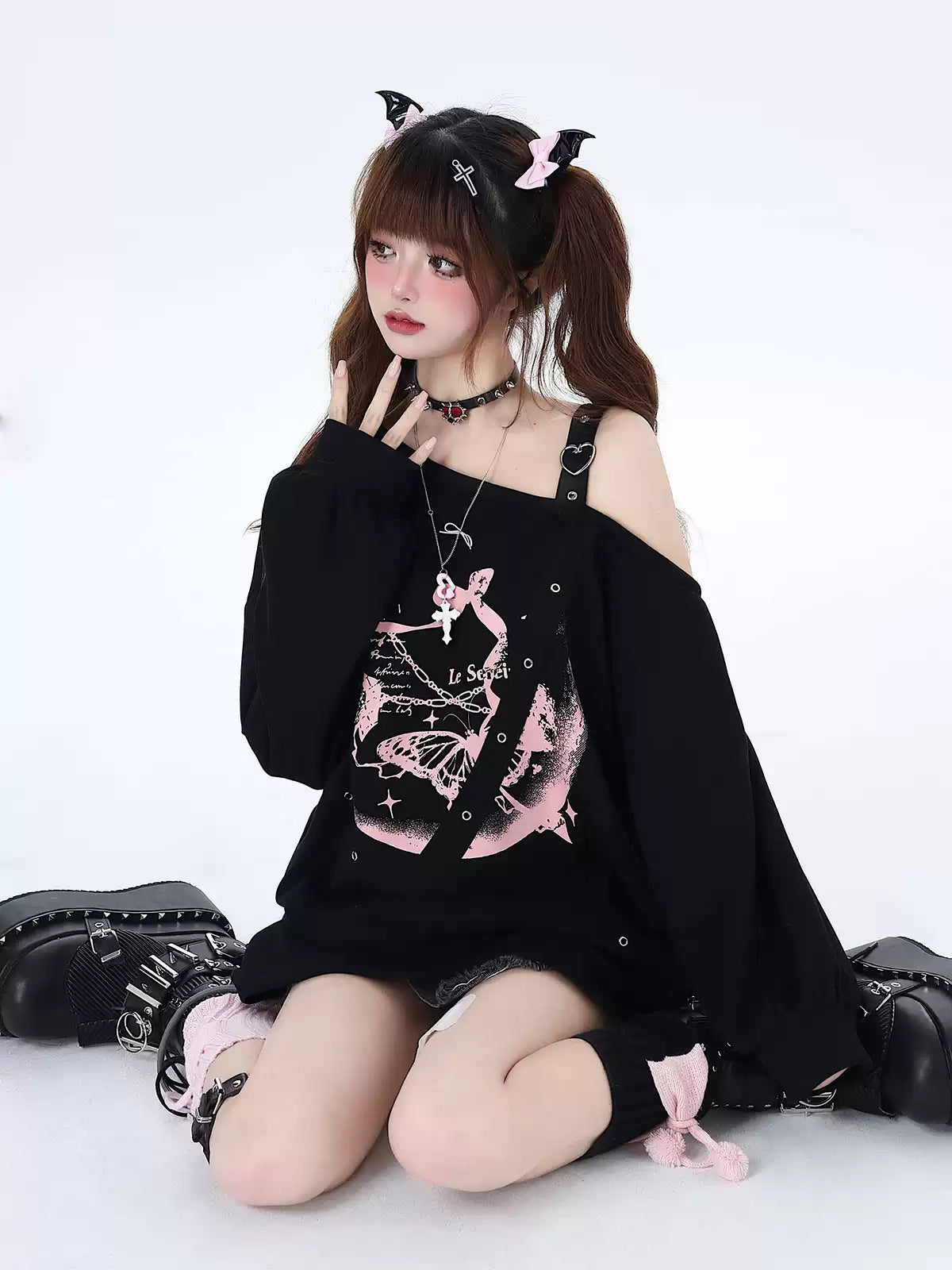 Crazy Girl Butterfly Effect Strap Pink Black Sweatshirt