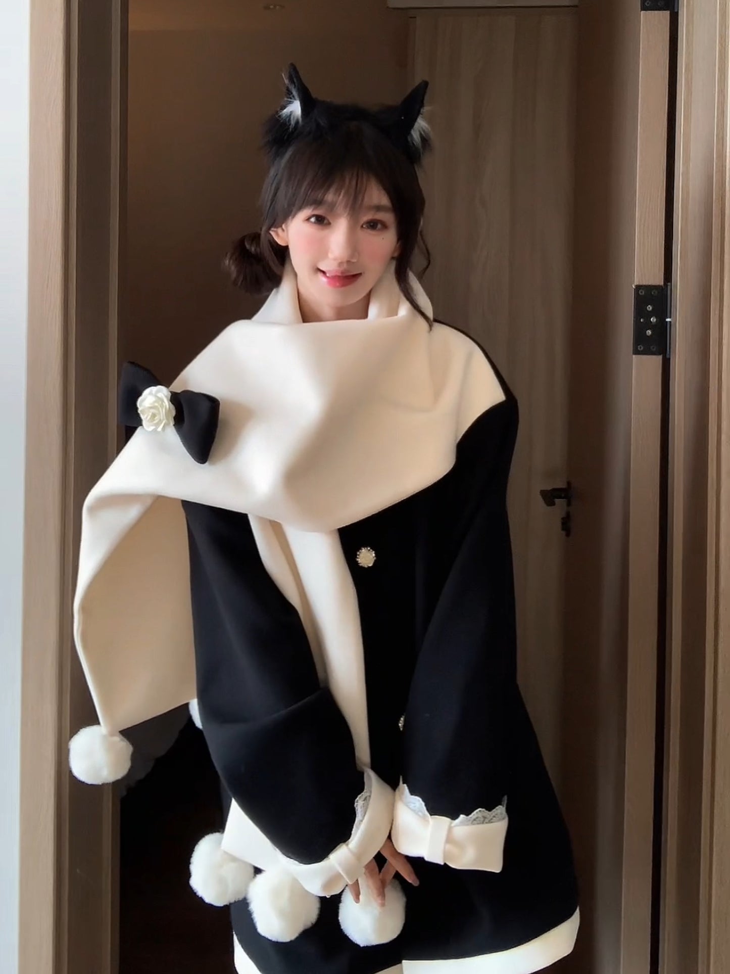 Platycodon Snow Bear Scarf Blue Cream Pink Black Red Wool Jacket Coat