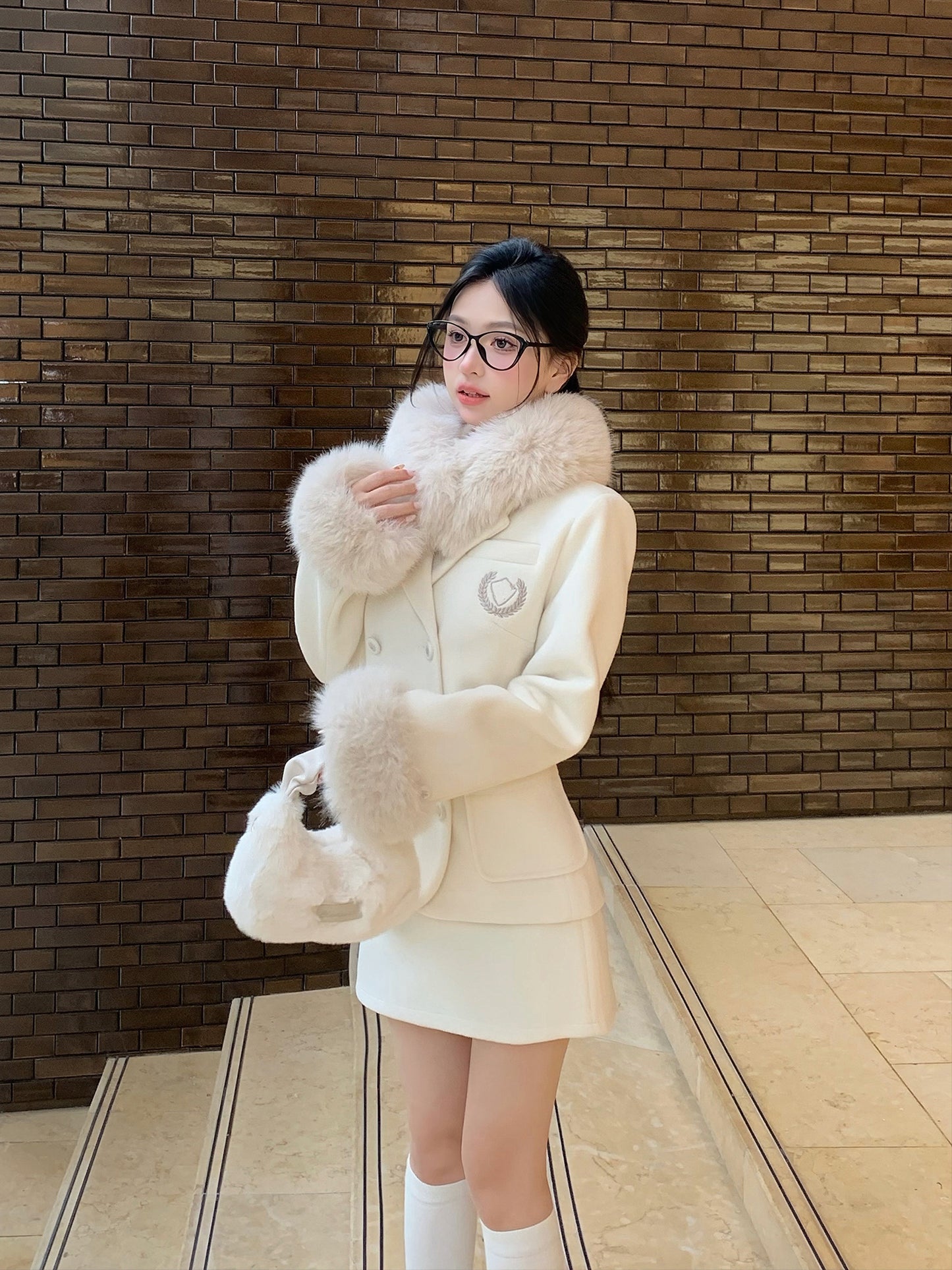 Monet Academia Chic Winter Milky White Fur Collar Woolen Jacket & Skirt Two Piece Set