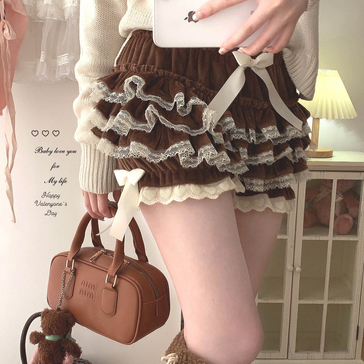 Dormir Doll Lolita Winter Velvet Lace Ruffled Black Brown Cream Bloomers Shorts