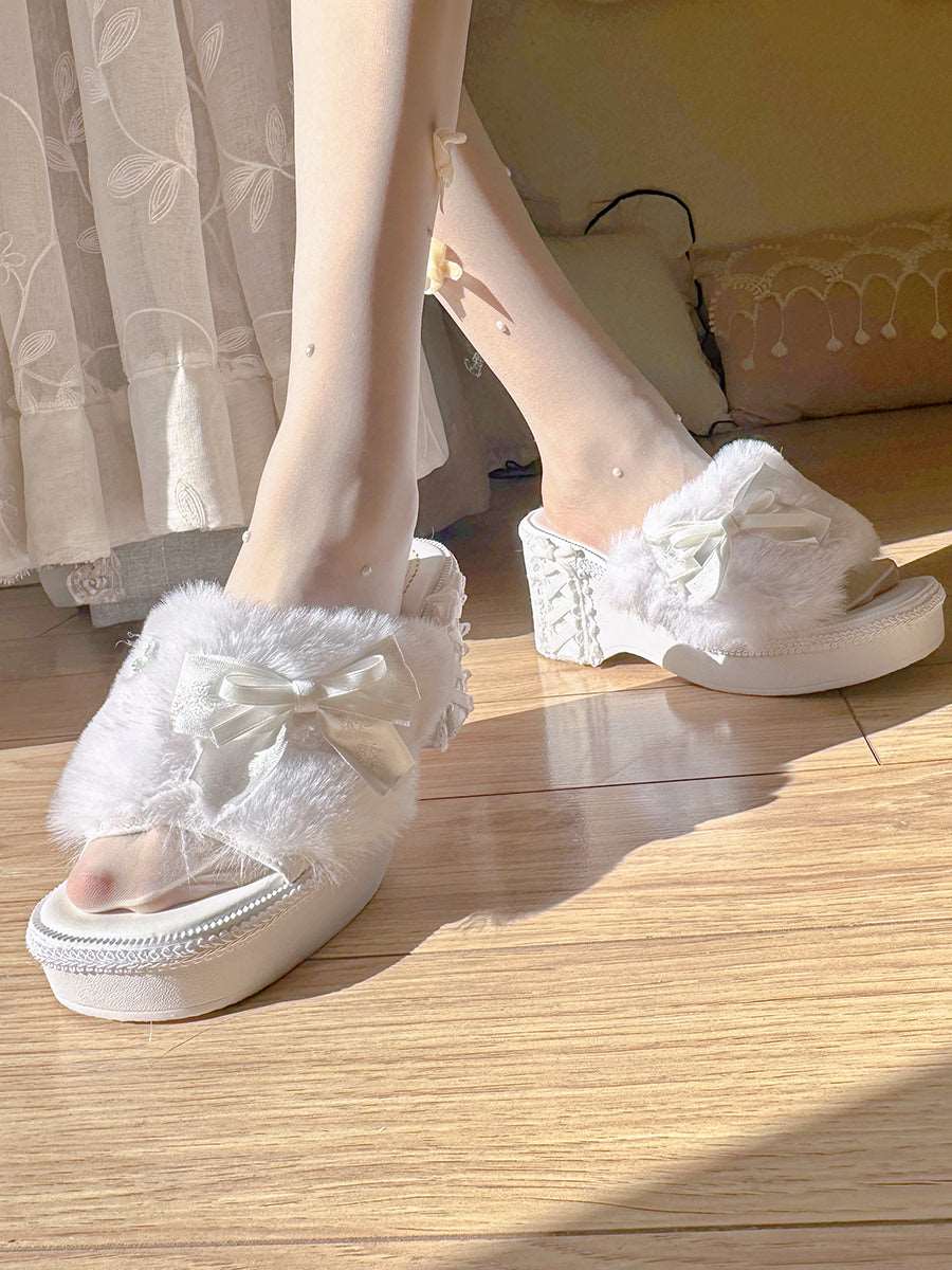 Antique Princess White Plush Velvet Wedge Heel Slippers