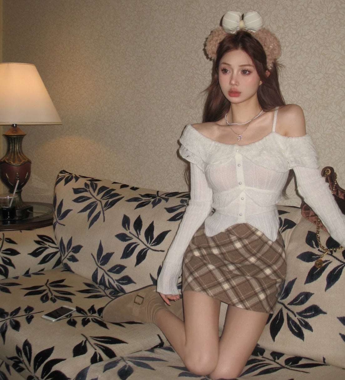 Coquette One-Line Collar White Top Argyle Brown Short Skirt Two Piece Set