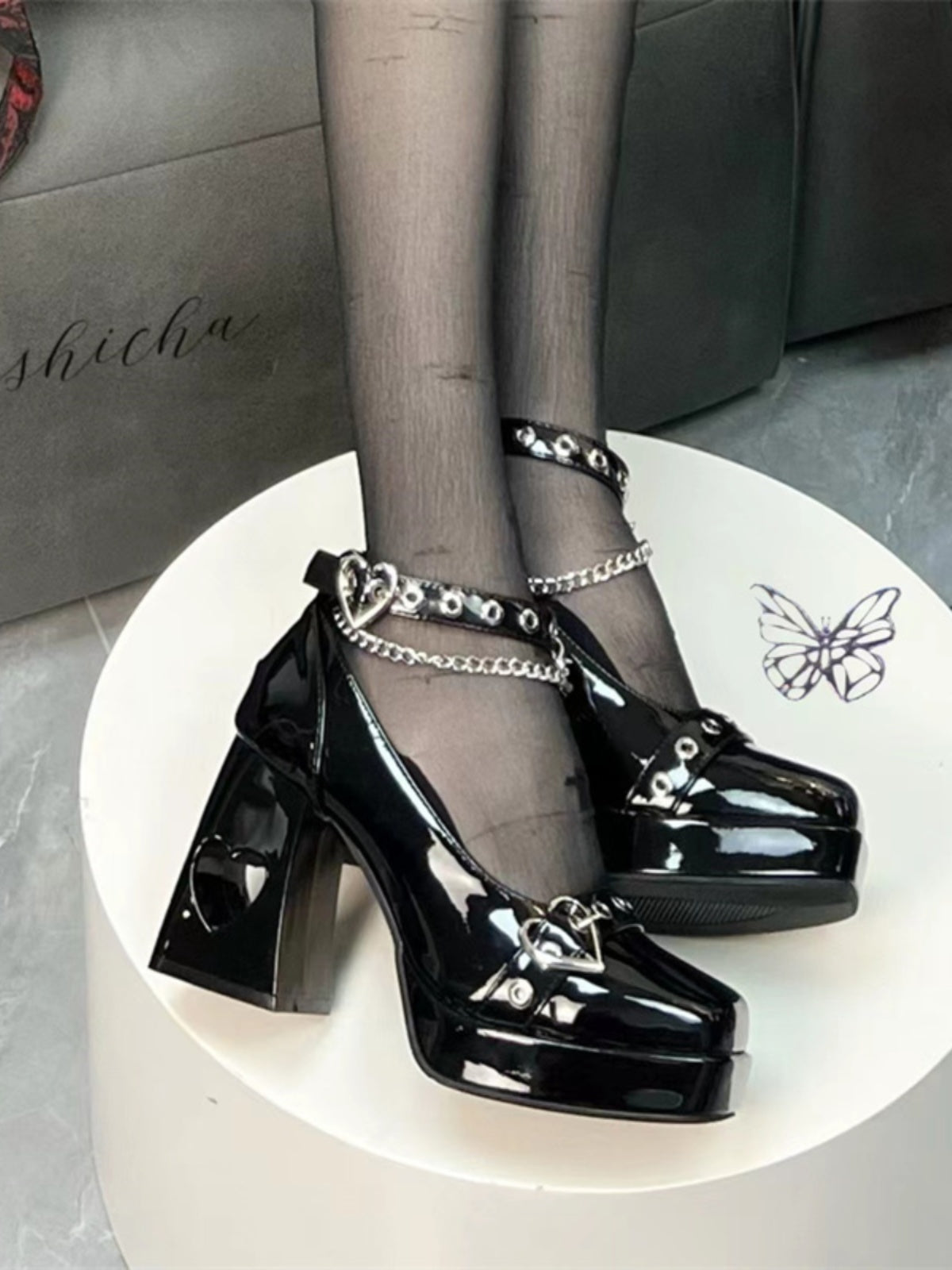 Yishicha Heart EGL Chain Shackles Square Toe High Heels Platform Shoes