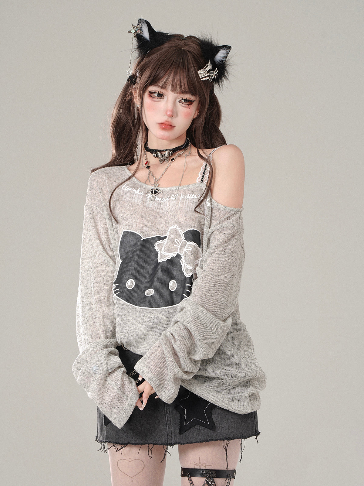 Young Eyes Lazy Kitty Cat Black & Gray Off Shoulder Top