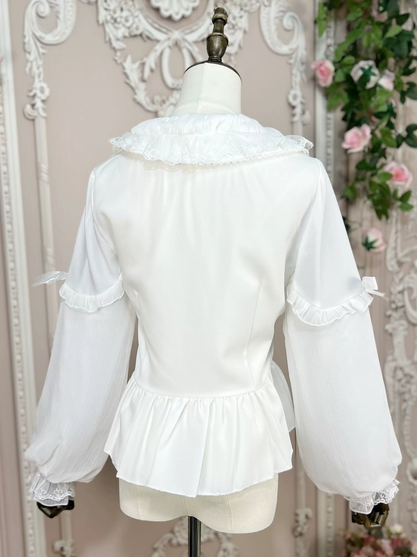 Lantern Lolita EGL Inner Shirt Blouse Lace Doll Collar Long Sleeve White Black