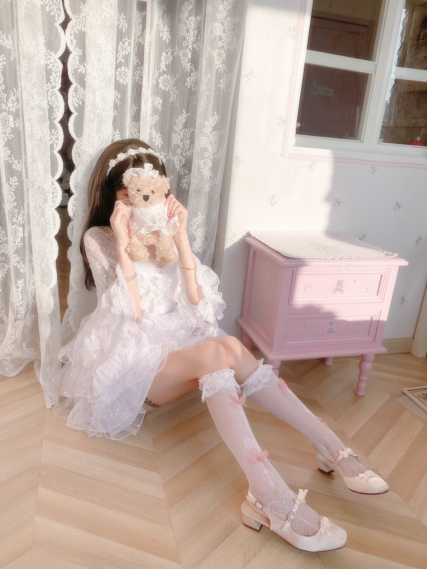 Candy Fairy Feather Fluttering White Angel Princess Ruffled Trumpet Sleeve Dress