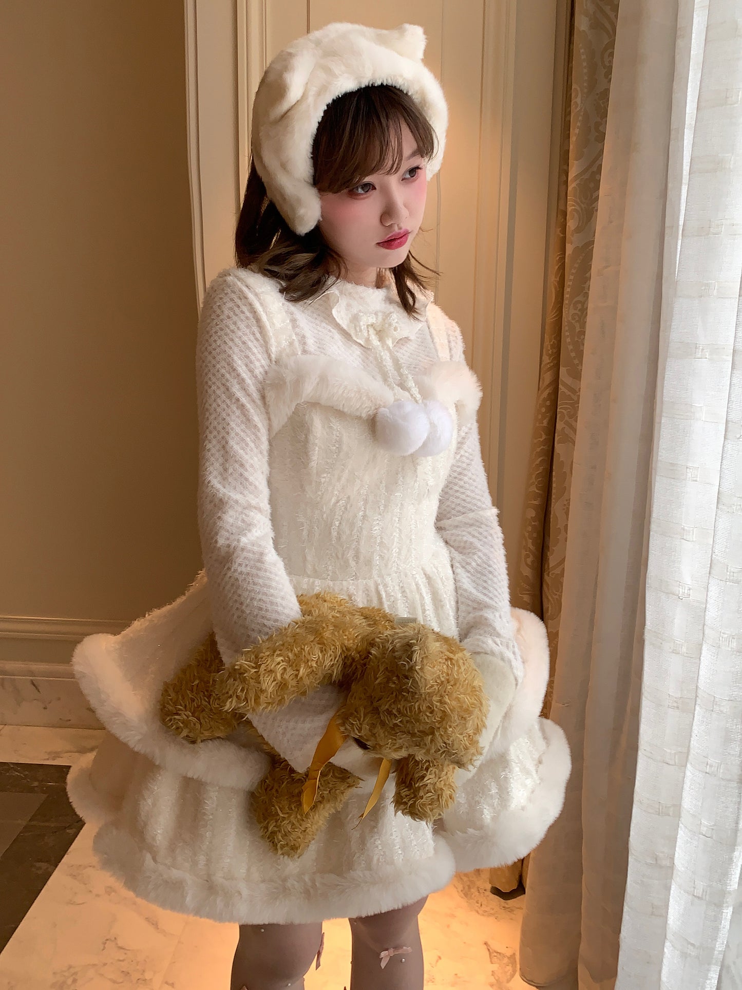 Picnic Girl Winter Moonlight Cute Fur Ruffled Strap White Dress