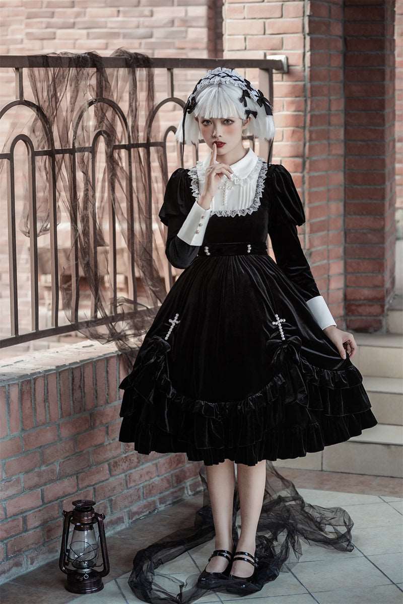 Cross Hymn Black Gothic Lolita Long Sleeve Velvet Dress