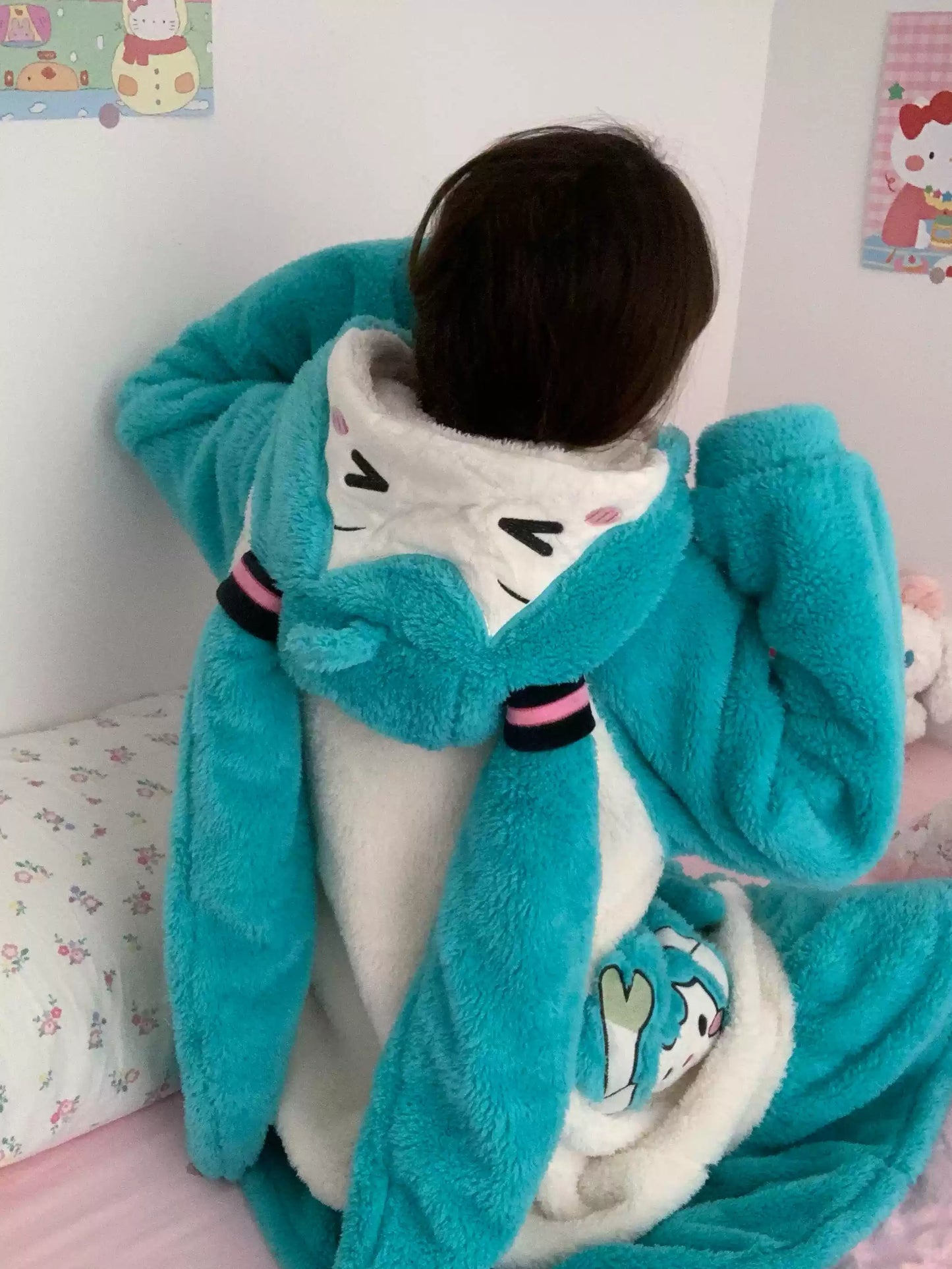 Miku Twintails Green Winter Pajamas Hooded Top & Pants Two Piece