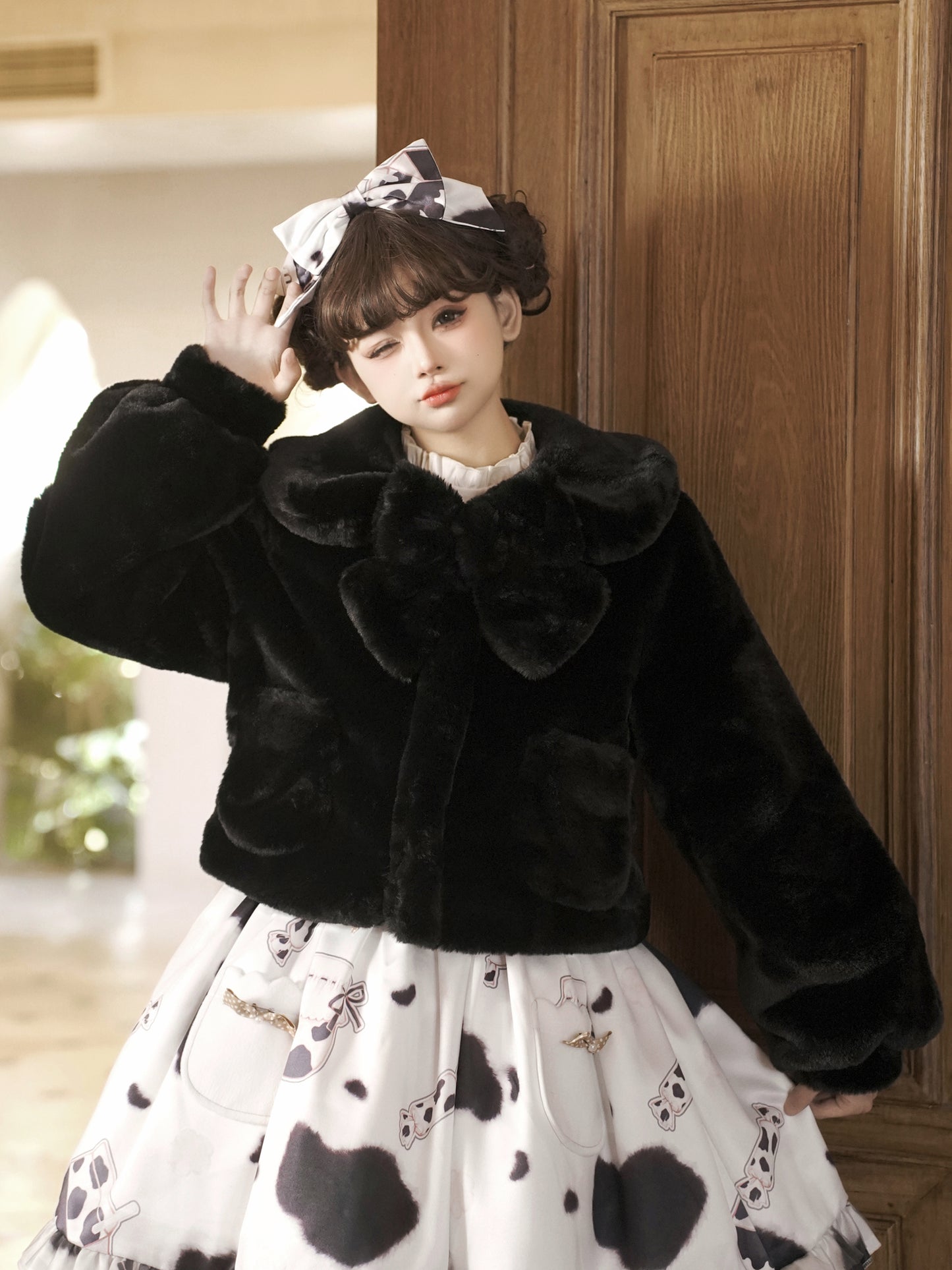 Lolita Yomi Doll Plush White Black Brown Winter Jacket Coat