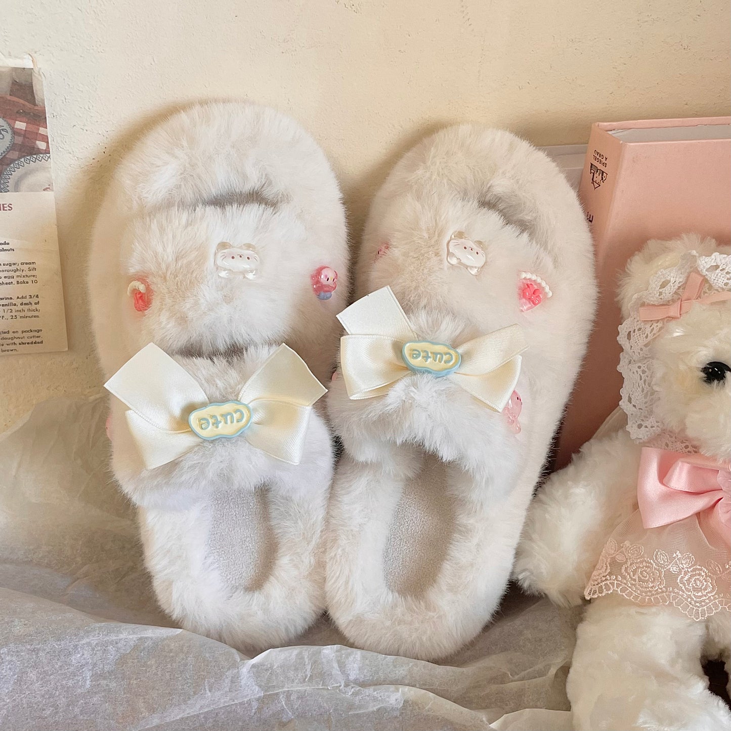 Decorative Cartoon Bow White Plush Fluff Slippers Shoes