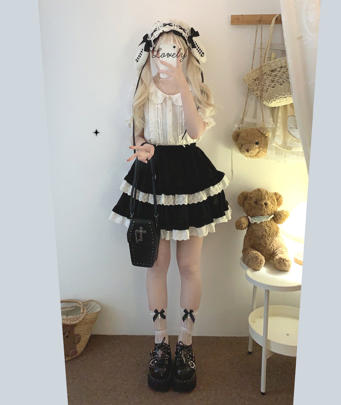 Dormir Doll Velvet Kiss Lace White Black Ruffle Skirt