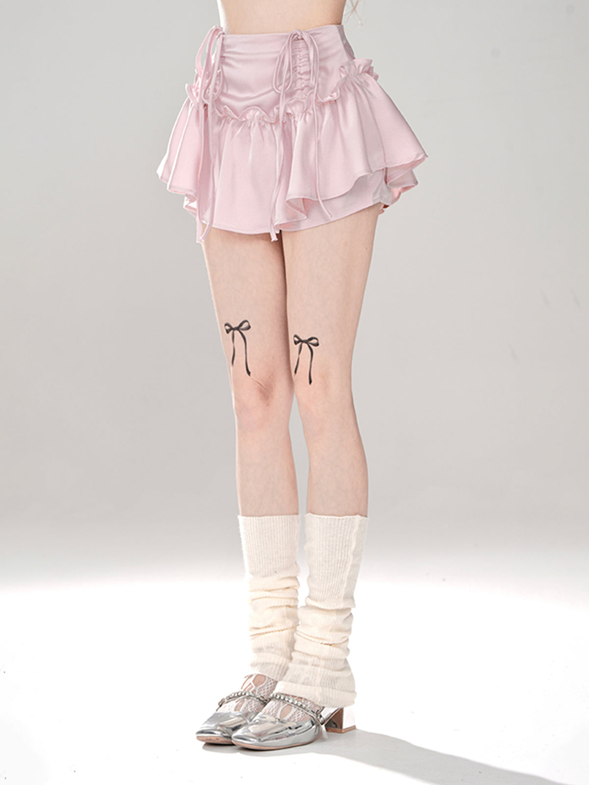 Young Eyes Coquette Swan Cream Pink Ruffle Short Skirt