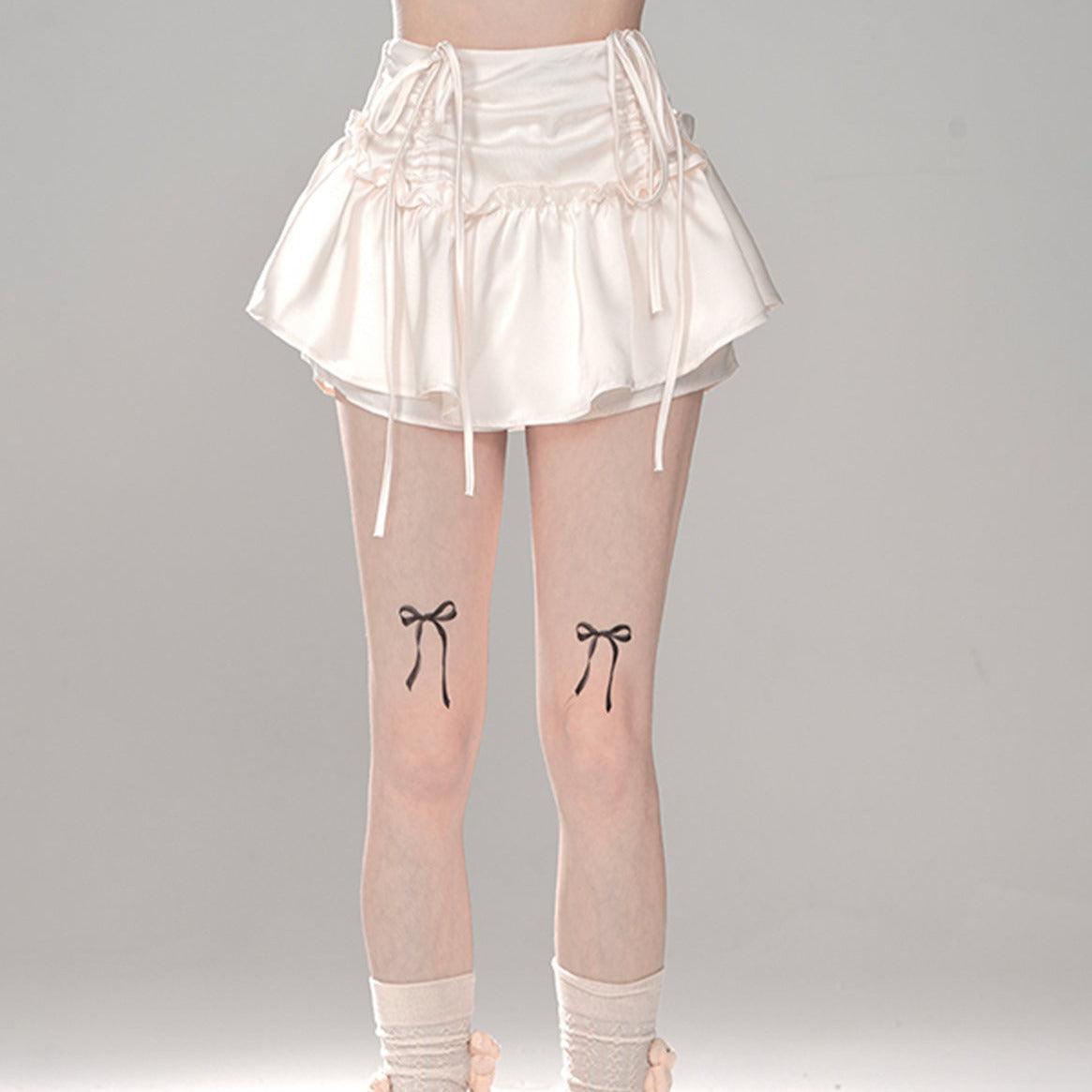 Young Eyes Coquette Swan Cream Pink Ruffle Short Skirt