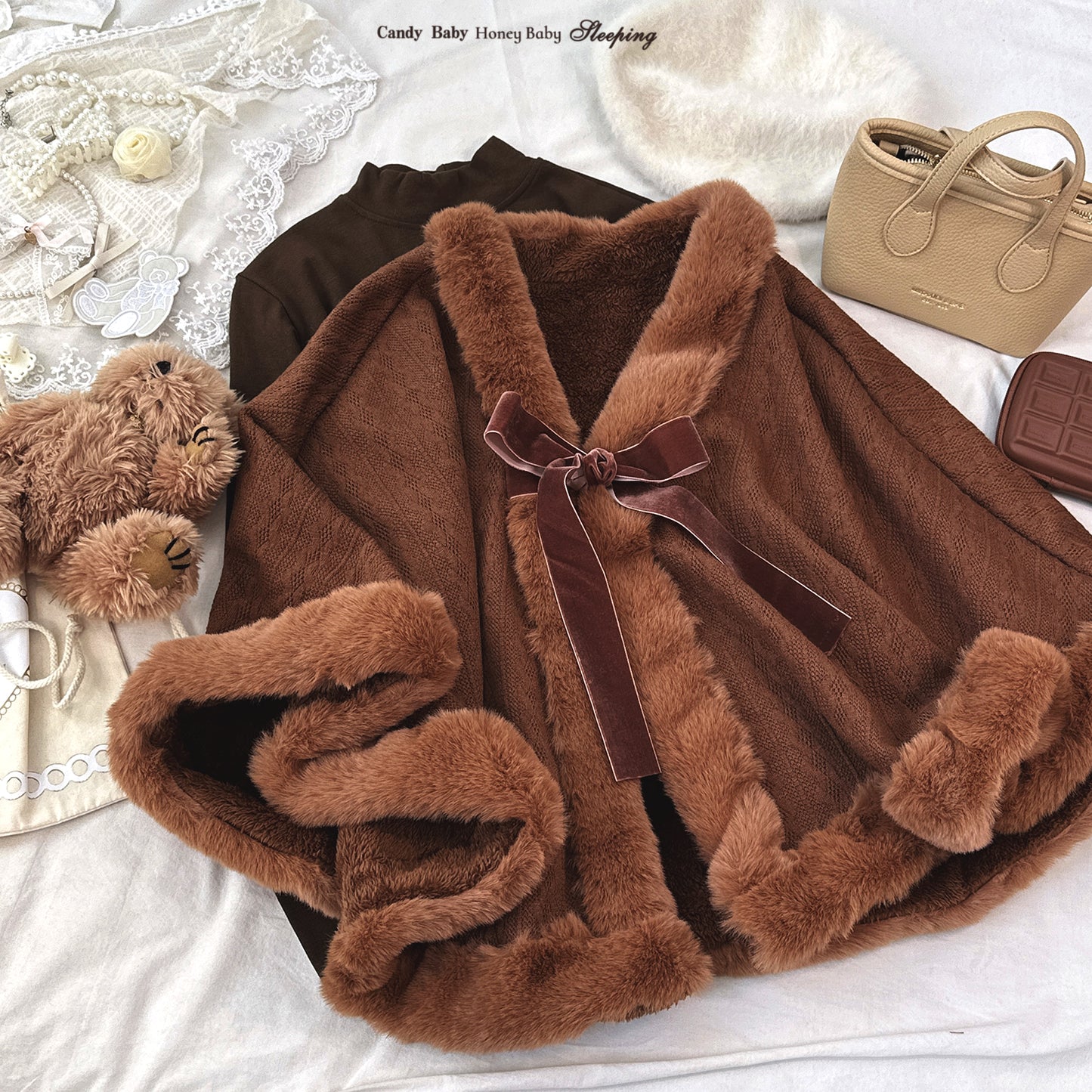 Dormir Doll Snow Brown Red Blue Cream Fur Cape