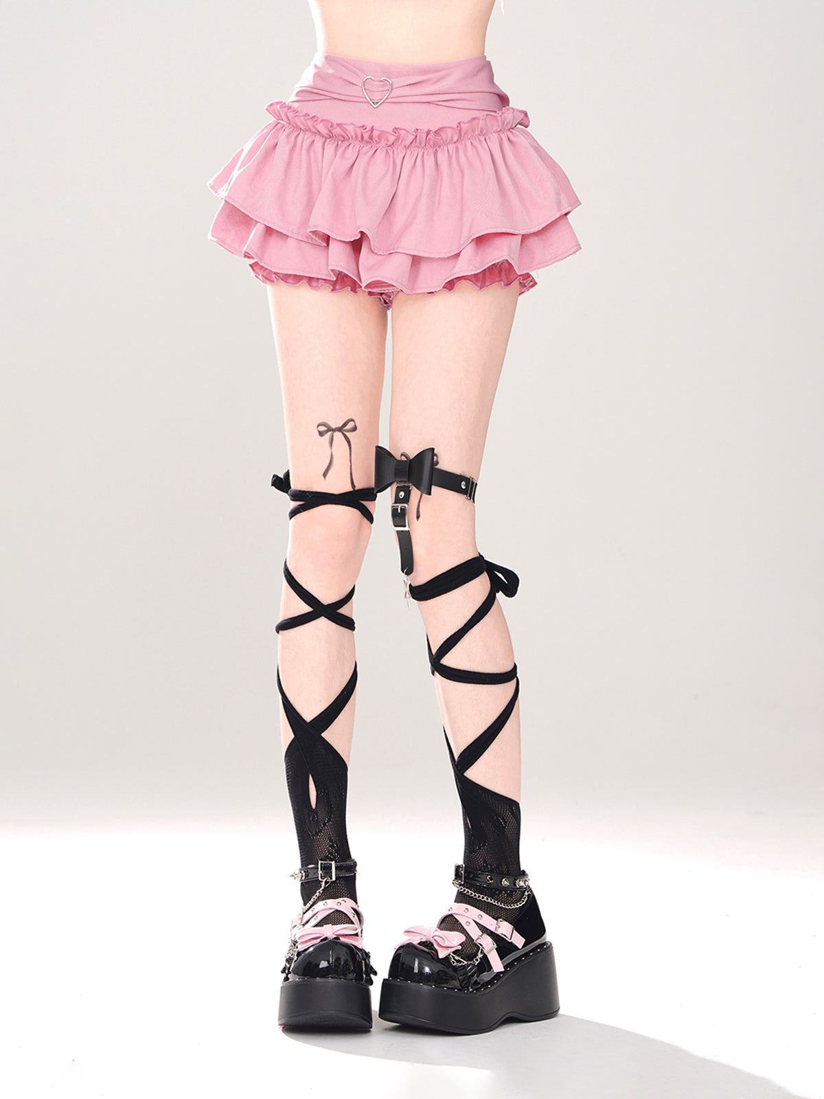 Young Eyes Shibuya Essence Puffy Cake Black Pink Short Skirt