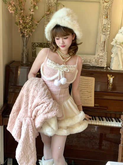 Picnic Girl Winter Love Pink Camisole Top & White Ruffled Cake Skirt Two Piece Set