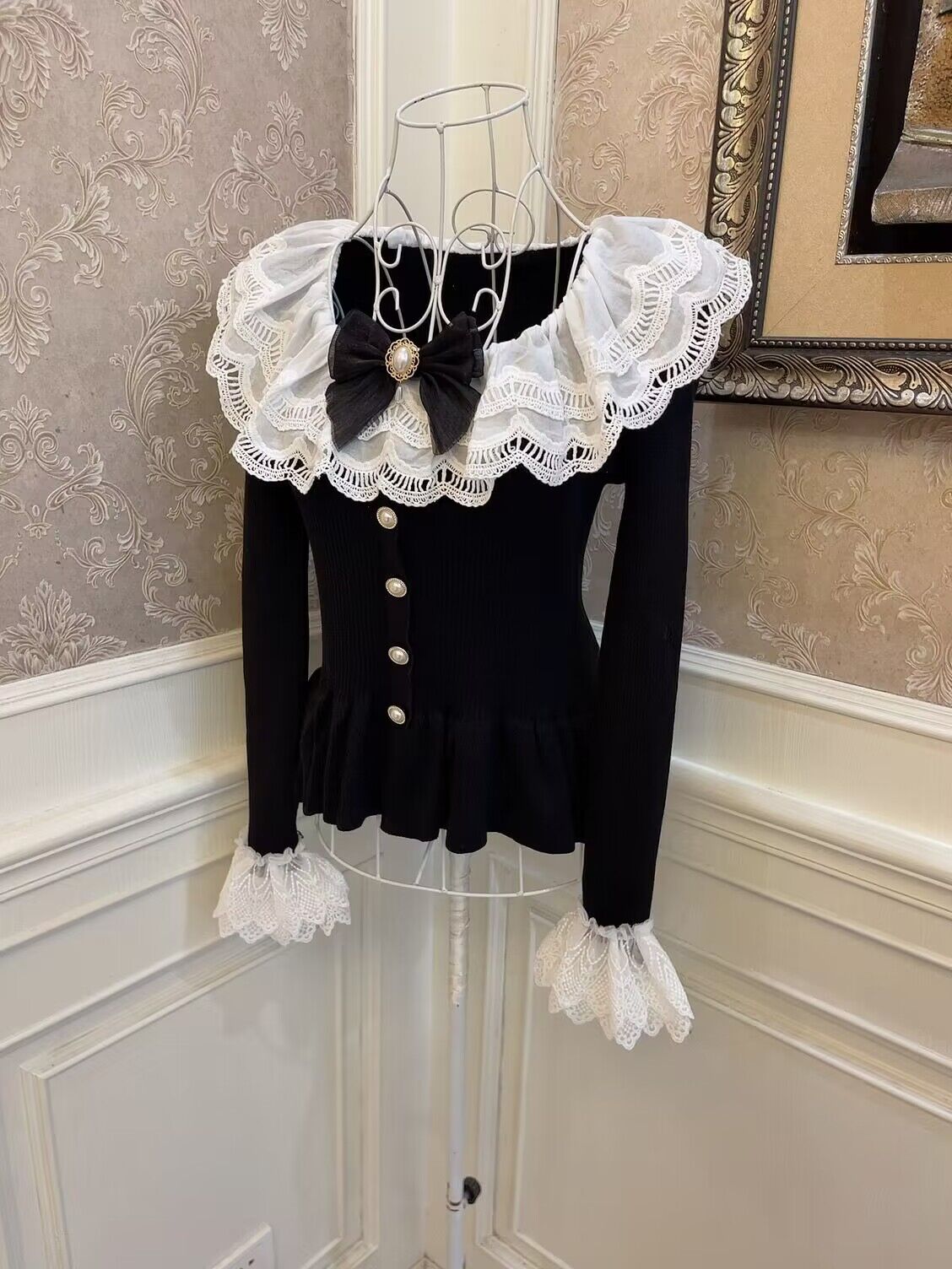 Sweetheart Princess Black White Ruffled Trumpet Sleeve Sweater