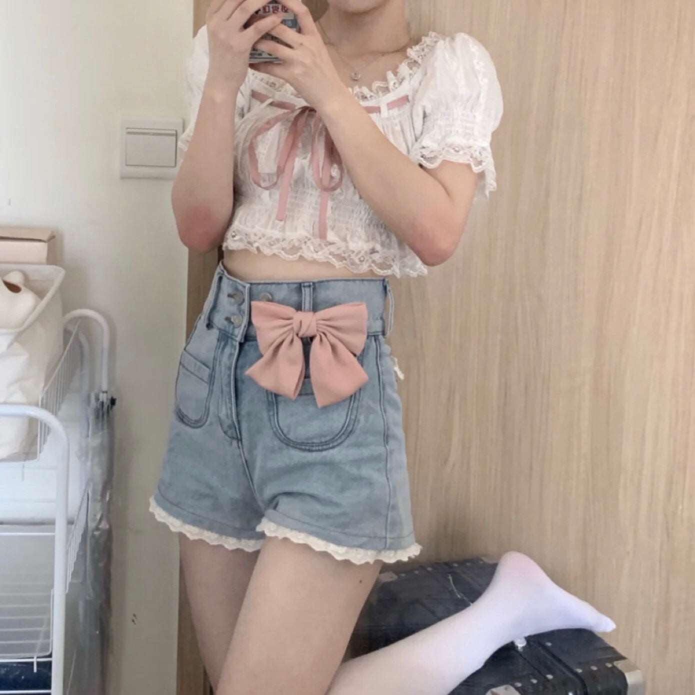 Angel Kiss French Doll Girl Summer Vintage Classic Lace Pink Ribbon White Top Blouse & Bow Denim Short Pants