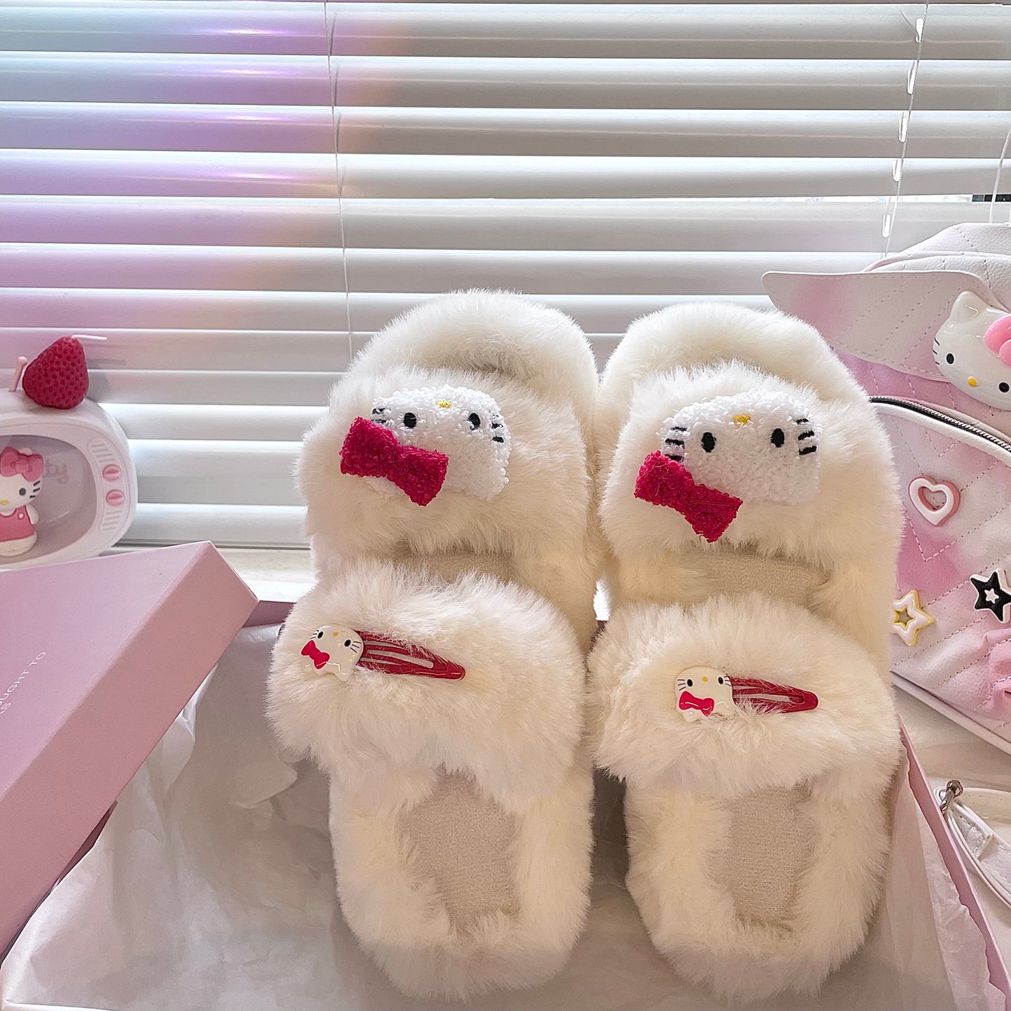 Plush Fluff Cat Kitty Pink Red Bow Furry Winter White Shoes Slippers