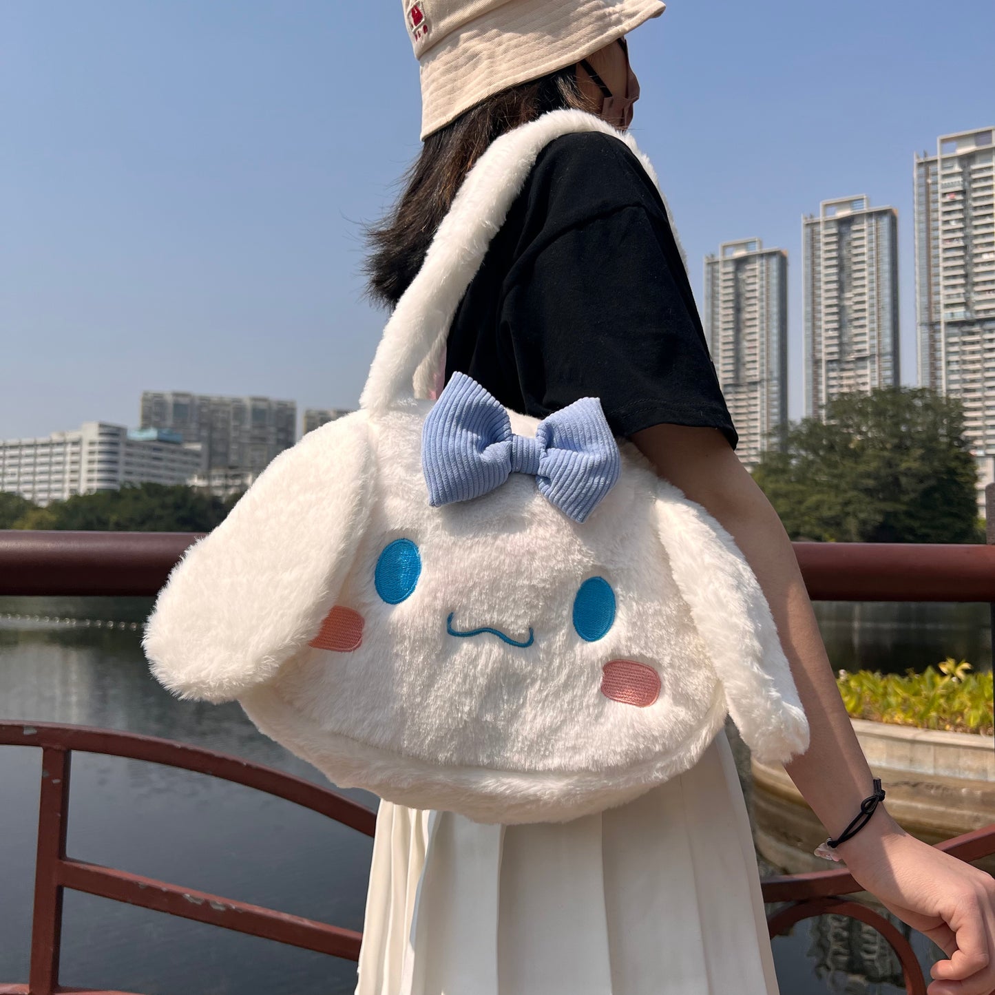 My Melody Kuromi Cinnamoroll Plush Doll Cute Cartoon Mascot Big Large Capacity Bag